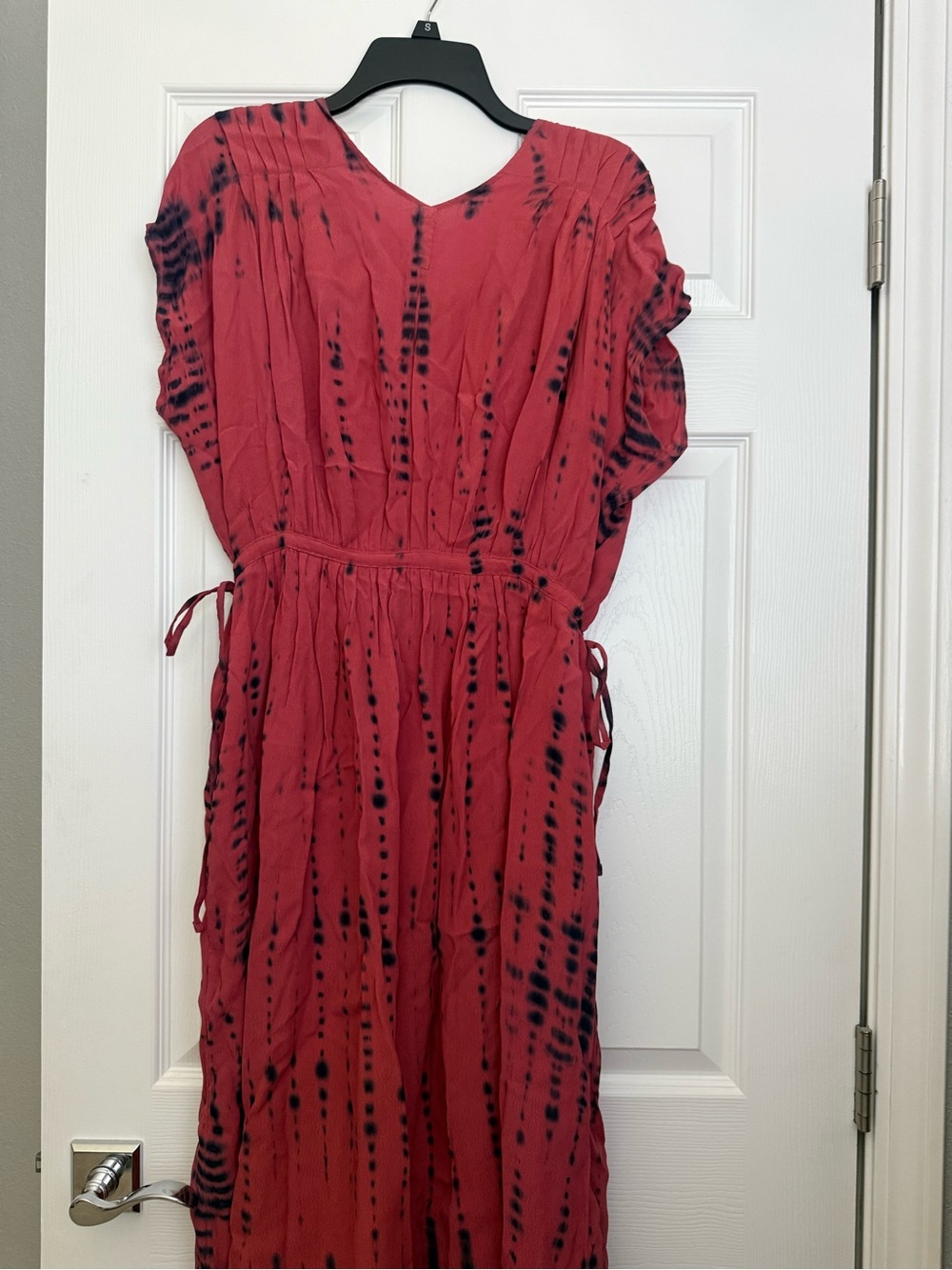 J Jill Women’s Tie-Dye Red Midi Dress with Drawstring Waist - Picture 3 of 6